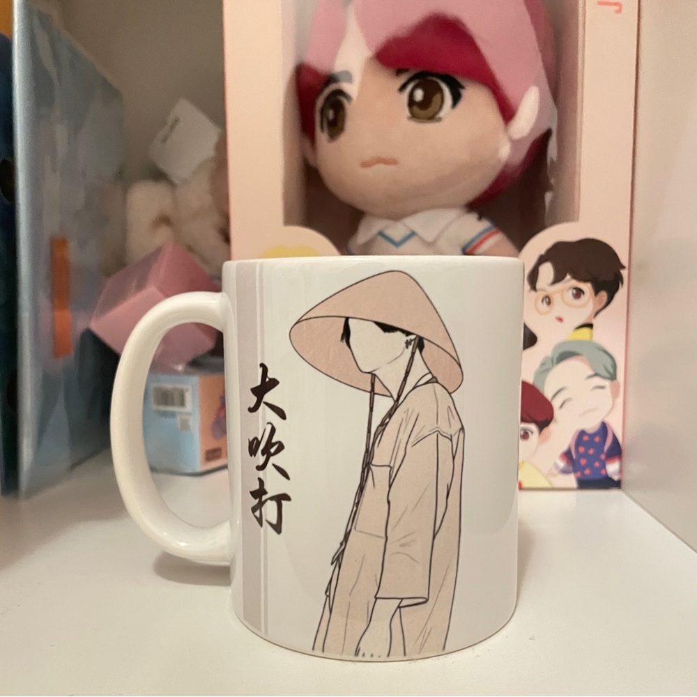 방탄소년단 BTS SUGA Daechwita White Mug